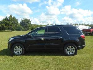 lot 2 image: 2008 Saturn Outlook XE AWD