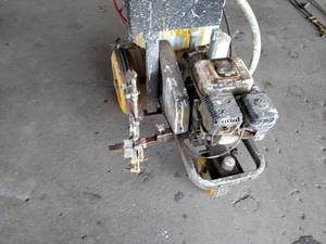 lot 4 image: Speedflow Paint Sprayer with Access...