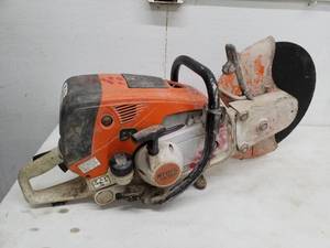 lot 5 image: Stihl T5700 Cutquick Cut-Off Saw