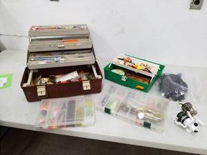 lot 12 image: Fishing Tackle Boxes and Fishing Tackle Organizer Cases,  Fishing Tackle, Fishing Reels, Glacier Glove Fishing Gloves