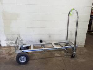 lot 537 image: Metal Hand Truck 4-wheel