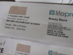 lot 8 image: 3 Cases Lifeproof Breezy Stone 16 i...