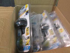 lot 32 image: 4 Fresh Tech Single USB Car Charger...