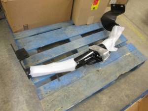 lot 38 image: Draw-Tite 75772 Max-Frame Receiver ...