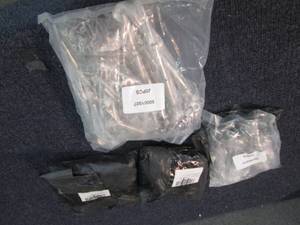 lot 40 image: 4 Pks Hardware -see images...