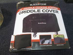 lot 63 image: Blackstone 28 inch Griddle Cooking ...