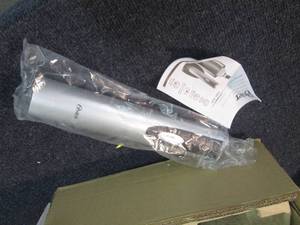 lot 82 image: OSTER 4207 Electric Cordless Wine B...