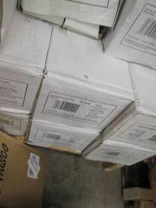 lot 113 image: 5 Cases Home Decorators Collection ...