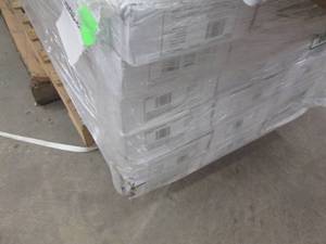 lot 117 image: 6 Cases Home Decorators Collection ...