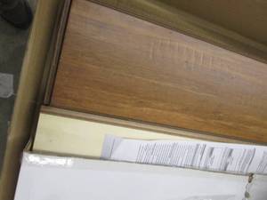lot 118 image: 6 Cases Home Decorators Collection ...