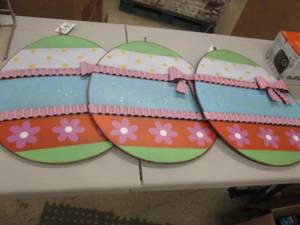 lot 127 image: 3 Large Easter Egg Yard Stakes Reta...