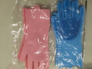 lot 153 image: 2 pr Scrub Dishwashing Gloves Retai...