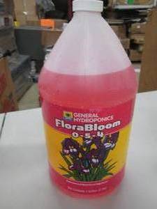 lot 155 image: Gallon FloraBloom 0-5-4 for General...