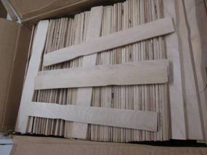 lot 176 image: Case of 1000 Wood Paint Stirrers...