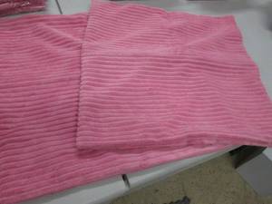 lot 184 image: 7- Pink Pillow Covers 18x18 inches...
