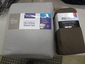 lot 187 image: Twin Microfiber Sheet Set, Full Fit...