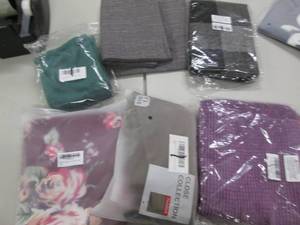 lot 190 image: Assorted Pillow Covers...