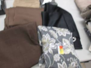 lot 193 image: 6 Assorted Curtains...