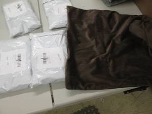 lot 244 image: 5 Pillow Covers 18x18 inches ...