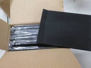 lot 261 image: Pinchbook 4 x 6 Landscape Cloth P...