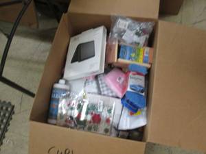 lot 300 image: Box of Assorted Returned Items...