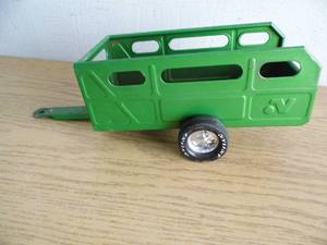 lot 5 image: Nylint Tractor