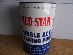 lot 22 image: Red Star Can