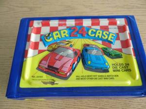 lot 27 image: HotWheels wCase