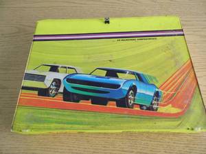 lot 32 image: HotWheels wCase