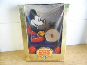 lot 33 image: Mickey Mouse Drummer