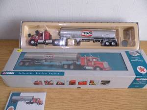 lot 62 image: Texaco Semi