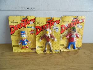 lot 64 image: Ducktales Figures