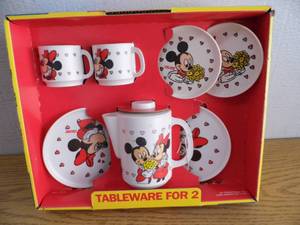 lot 85 image: Mickey Mouse Tableware