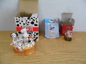 lot 132 image: Disney Collectibles