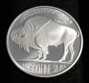 lot 56 image: 1 TROY OZ. .999 FINE SILVER INDIAN BUFFALO DESIGN