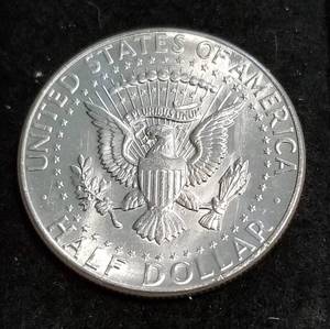 lot 58 image: 1964 KENNEDY HALF DOLLAR BU-UNC