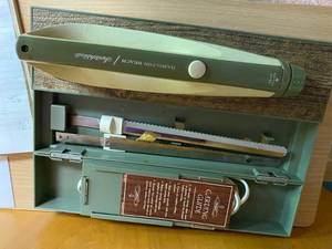 Vintage Hamilton Beach Electric Knife