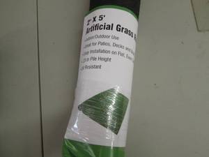 lot 6 image: 2 x 8  Artificial grass runner rug ...