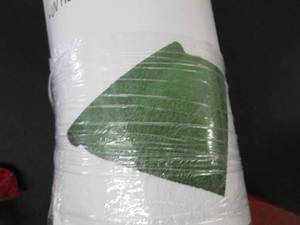 lot 8 image: 2 x 8  Artificial grass runner rug ...