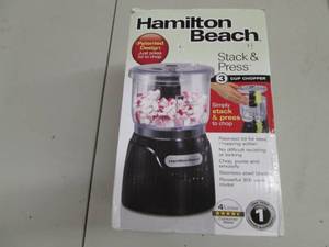 lot 52 image: hamilton beach, blender. 2 cup chop...