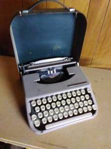 VINTAGE Tower Chieftain Typewriter