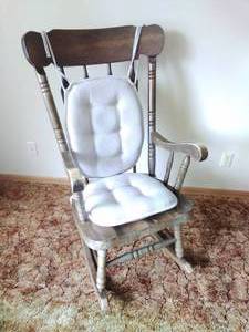 Wood Rocking Chair