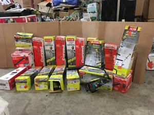 LOT OF ASSORTED OUTDOOR TOOLS SEE PICS
