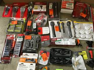 MIXED LOT OF HUSKY TOOLS SEE PICS