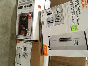LOT WITH ASSORTED HDX UTILITY CABINETS DIFFERENT SIZES SEE PICS