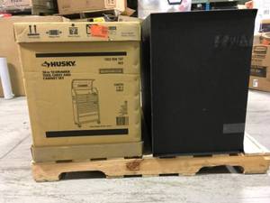 Pallet with Tool chets including Husky 36 6 drawer tool chest only not used and Tool chest with some damage