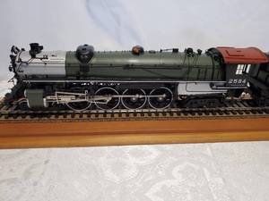lot 1 image: O scale Great Northern S-2 4-8-4 Steam Loco GN #2584 Painted Brass 30 long