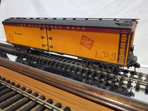 lot 24 image: Custom O Scale Milwaukee Road Hiawatha Reefer Car #48330