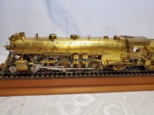 lot 13 image: O Scale  4-8-2 - Unpainted Brass Train