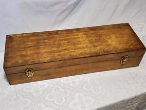 lot 84 image: O Scale Train Wooden Storage Case